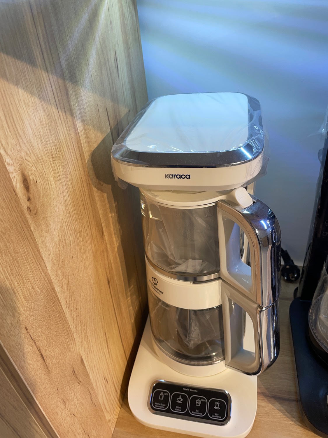 چایساز و قهوه ساز رباتیک تمام پیرکس robotea pro کرم_کروم کاراجا
